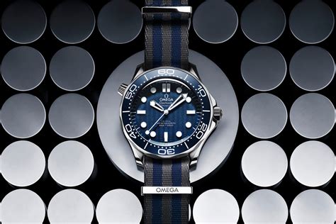 omega seamaster james bond dial